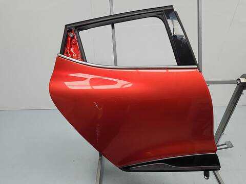 Puerta Trasera Derecha Renault Clio BUSINESS 90CV 66KW