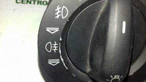 Foto 2ª: Mando Luces Audi A6 2.4 BERLINA 177CV 130KW [BDW] (2005)