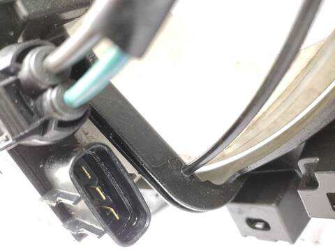 Foto 3ª: Electroventilador Mazda 6 2.2 D 150CV 110KW [SHY1] (2015)