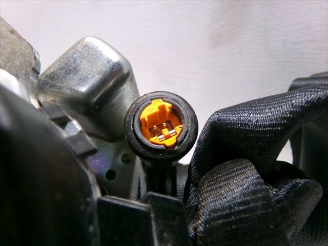 Foto 4ª: Cinturón Delantero Derecho Opel Combo 1.3 JTD 2011-2018 [263A2000] (2014)