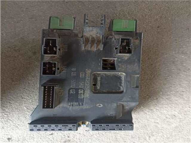 Caja Reles Fusibles Mercedes Vito 2.2 110 CDI (638.094) [2.2 LTR. - 75 KW 16V CDI TURBODIESEL CAT]