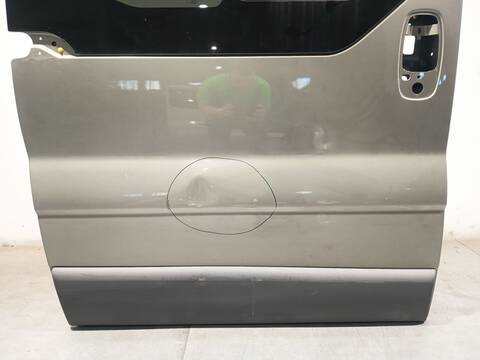 Foto 2ª: Puerta Lateral Corredera Derecha Renault Trafic 2.0 DCI 115 114CV 84KW [M9R786] (2010)