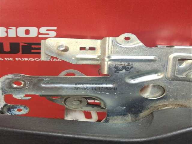 Foto 3ª: Cerradura Puerta Trasera Derecha Renault Master 2.3 DCI 125 FWD FV0C FV0D FV0G FV0H FV0J FV0K) 125CV 92KW FURGONETA [M9T 670,M9T 672,M9T 676,M9T 678,M9T 680,M9T 870,M9] (2013)