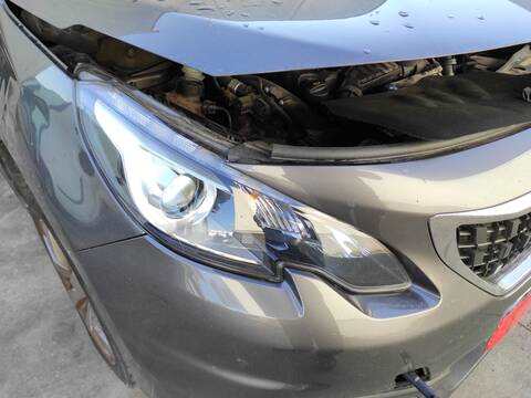 Faro Derecho Peugeot 2008 HN01
