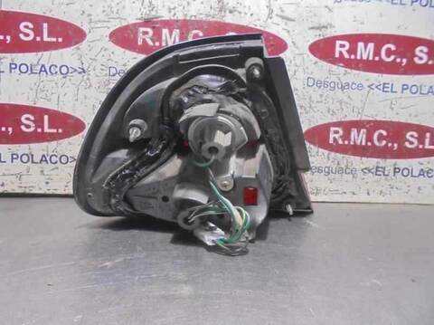 Foto 2ª: Piloto Trasero Derecho Nissan Almera GX 99CV 73KW [GA16] (1999)