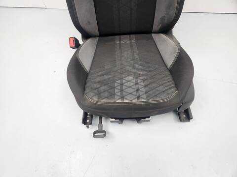 Foto 3ª: Asiento Delantero Izquierdo Volkswagen Polo LIFE 95CV 70KW [DLAC] (2022)
