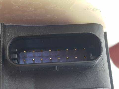 Foto 2ª: Centralita Motor ECU Audi A6 2.0 TDI ULTRA