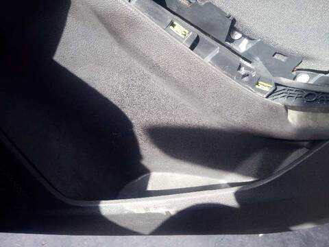 Foto 3ª: Tapizados Cartoneras Ford Focus TITANIUM 125CV 92KW [M1DA] (2012)