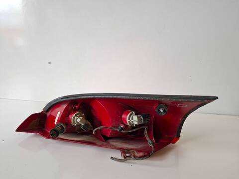 Foto 3ª: Piloto Trasero Derecho Ford Focus AMBIENTE 1 16V CAT 101CV (1998)
