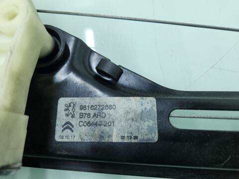 Foto 3ª: Elevalunas Manual Trasero Derecho Citroen C4 FEEL PICASSO 120CV 88KW [BH01] (2018)