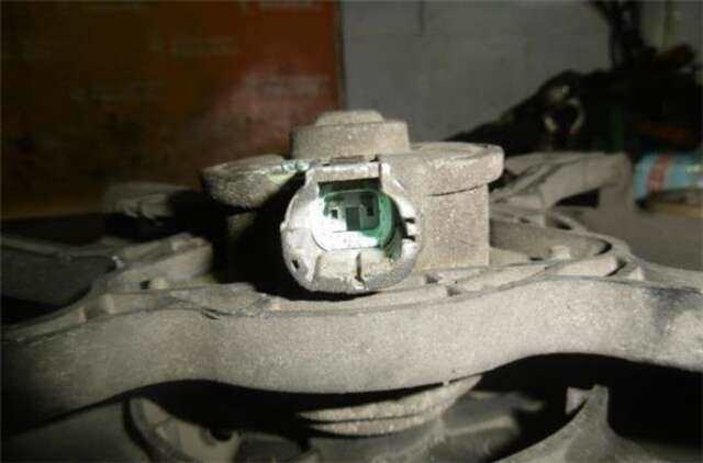 Foto 2ª: Electroventilador Mazda 6 2.0 DI [RF5C]