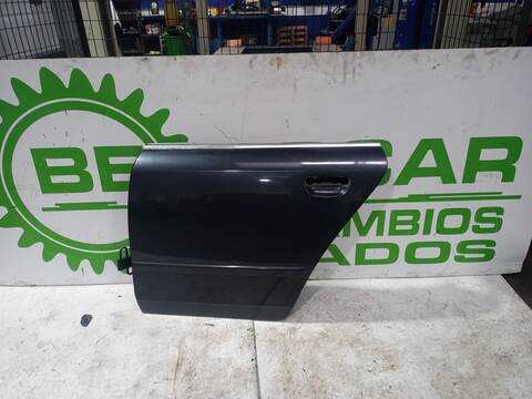 Foto 1ª: Puerta Trasera Izquierda Audi A4 2.5 TDI 120KW) BERLINA 163CV (2004)