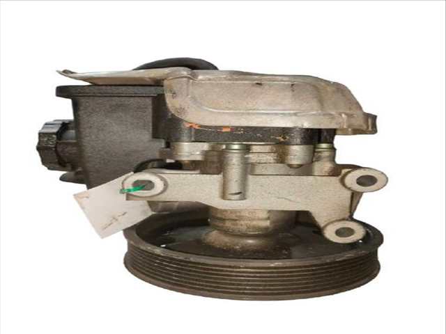 Foto 2ª: Bomba de Direccion Mercedes Clase C 160 C 180 KOMPRESSOR 203.046) (2000)