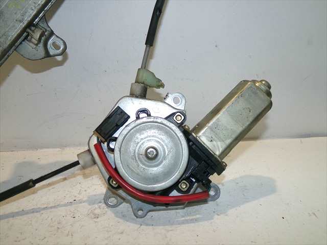 Foto 2ª: Elevalunas Eléctrico Delantero Izquierdo Nissan Almera 2.0 D SEDAN,1998-2000 [CD20] (1999)