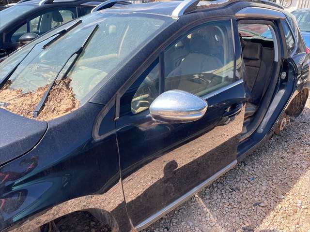 Foto 2ª: Puerta Delantera Izquierda Peugeot 2008 1.2 G 110cv [HN01] (2015)