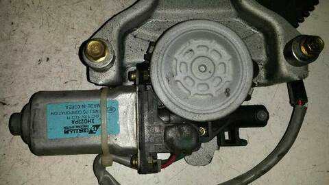 Foto 2ª: Elevalunas Eléctrico Delantero Derecho Kia Carnival 150CV 110KW (2001)