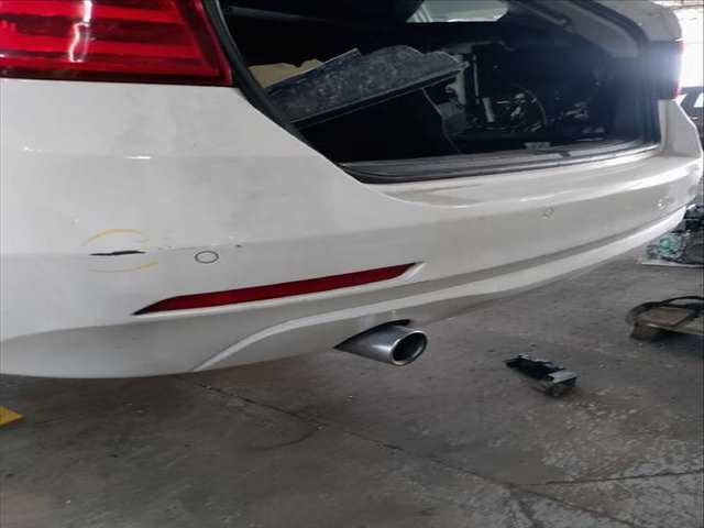 Foto 3ª: Paragolpes Trasero Bmw Serie 3 315 318 D (2011)