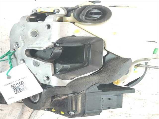 Foto 3ª: Cerradura Puerta Trasera Derecha Opel Astra 1.7 CDTI 68) (2009)