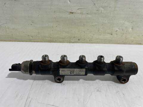 Foto 2ª: Rampa Inyectora Peugeot 207 CONFORT 90CV 66KW [9HXDV6ATED4] (2010)