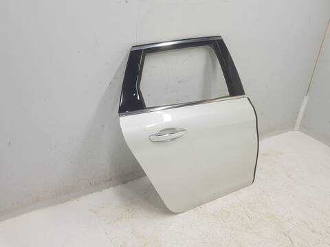 Foto 2ª: Puerta Trasera Derecha Peugeot 308 GT LINE 113CV 83KW (2015)