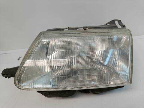 Foto 1ª: Faro Izquierdo Citroen Saxo 1.5 D X 57CV 42KW [VJZ] (1998)