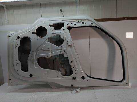 Foto 3ª: Puerta Delantera Derecha Nissan NV400 125 CV 92KW [M9T870 M9T] (2013)