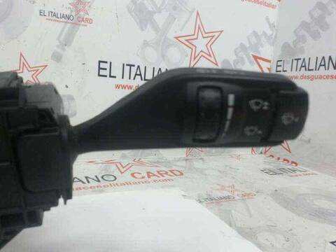 Mando Luces Ford Focus AMBIENTE D) BERLINA 116CV 85KW