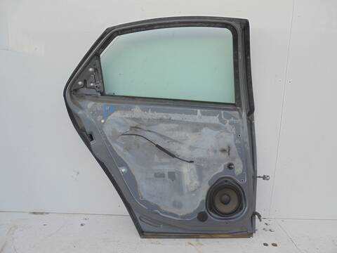 Foto 3ª: Puerta Trasera Izquierda Opel Vectra 1.9 CDTI BERLINA 120CV 88KW [Z19DT] (2005)
