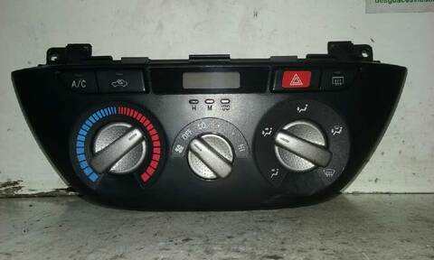 Foto 1ª: Mando Calefacción A. A. Toyota Rav4 2.0 16V CAT 150CV 110KW [1AZFE] (2002)