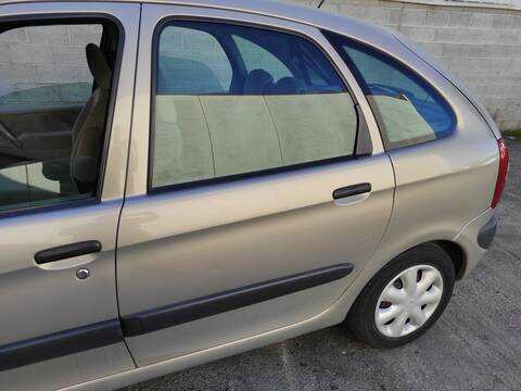 Puerta Trasera Izquierda Citroen Xsara RHY PICASSO