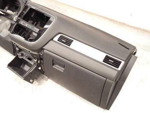 Foto 3ª: Kit Airbag Mitsubishi Outlander 2.0 HYBRID 4WD GG2W) 200CV 147KW [Y61,4B11,S61] (2015)