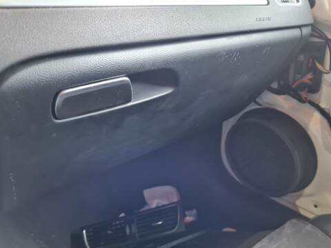 Guantera Audi A4 BASICO 160CV 118KW