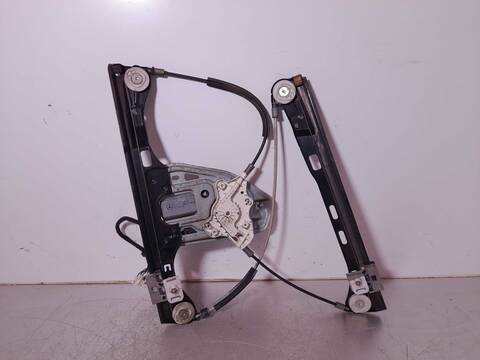 Foto 2ª: Elevalunas Eléctrico Delantero Derecho Mercedes Clase C 160 200 CDI 203.004) BERLINA 116CV 85KW [OM611962] (2001)