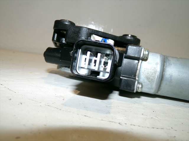 Foto 4ª: Elevalunas Eléctrico Trasero Izquierdo Honda Civic 1.4 G I-DSI 2006-2011 [L13A7] (2007)