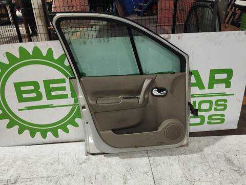 Foto 3ª: Puerta Delantera Izquierda Renault Scenic 1.6 16V 113CV [K4M761] (2003)
