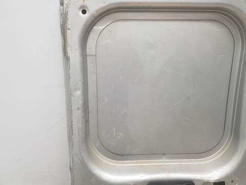 Foto 3ª: Puerta Trasera Derecha Peugeot Boxer HDI 333) 130CV 97KW FURGON