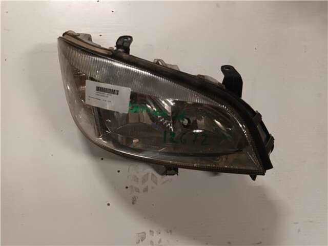 Faro Derecho Opel Zafira 2.2 16V DTI (125 CV)