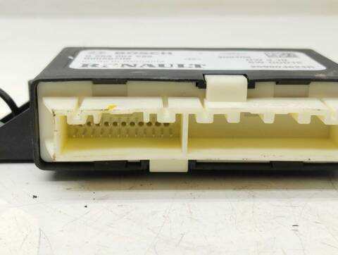 Foto 2ª: Centralita Motor ECU Renault Scenic BLACK EDITION 140CV 103KW IV [H5H B4] (2020)