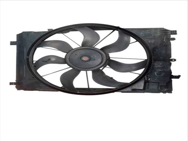 Foto 1ª: Ventilador Viscoso Motor Mercedes Clase B 150 B 180 CDI 246.200) (2011)