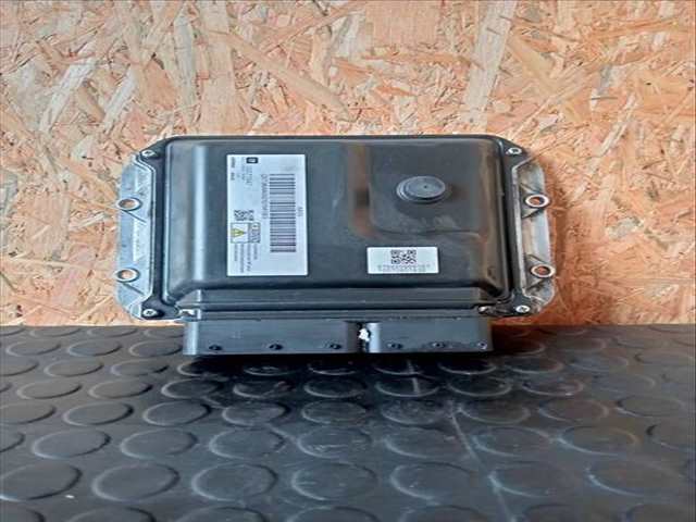 Centralita Motor ECU Opel Astra 1.3 16V CDTI 95CV
