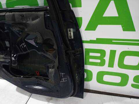 Foto 3ª: Puerta Trasera Izquierda Bmw Serie 3 315 320D BERLINA 136CV 100KW [M47D20] (2001)