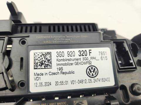 Foto 2ª: Cuadro de Instrumentos Volkswagen Touran LIFE 149CV 110KW [DXPA] (2024)