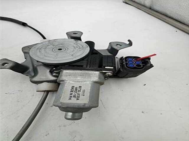 Foto 3ª: Elevalunas Eléctrico Delantero Izquierdo Nissan NV200 1.5 EVALIA ACENTA [1.5 LTR. - 66 KW DCI CAT] [K9K]