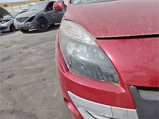 Foto 1ª: Faro Derecho Renault Scenic 1.5 DYNAMIQUE [1.5 LTR. - 81 KW DCI DIESEL FAP] [K9K N8]