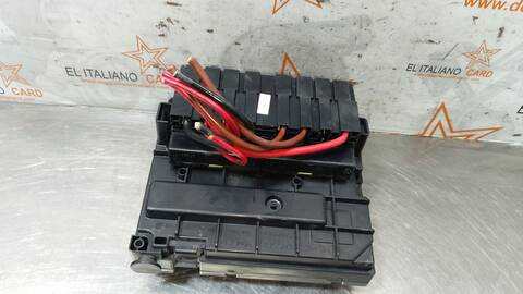 Foto 3ª: Caja Reles Fusibles Citroen C4 EXCLUSIVE 109CV 80KW [9HZDV6TED4] (2010)