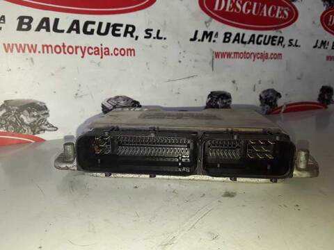 Foto 3ª: Centralita Motor ECU Volkswagen Golf BERLINA 1.9 TDI 101CV (2000)