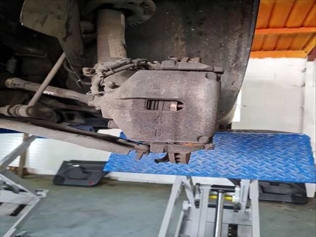 Pinza Freno Delantera Izquierdo Volkswagen Touran 2.0 TDI 140CV 103KW