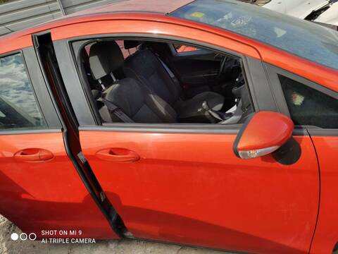 Foto 2ª: Puerta Delantera Derecha Ford B Max TREND 101CV 74KW (2012)