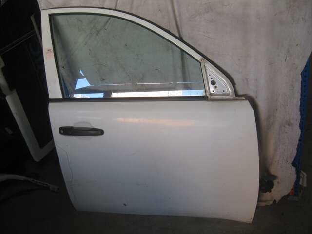 Foto 2ª: Puerta Delantera Derecha Mitsubishi L200 2.5DID [4D56] (2006)