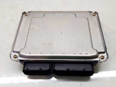 Foto 3ª: Centralita Motor ECU Audi A4 2.5 TDI QUATTRO 132KW) BERLINA 180CV [AKE] (2001)